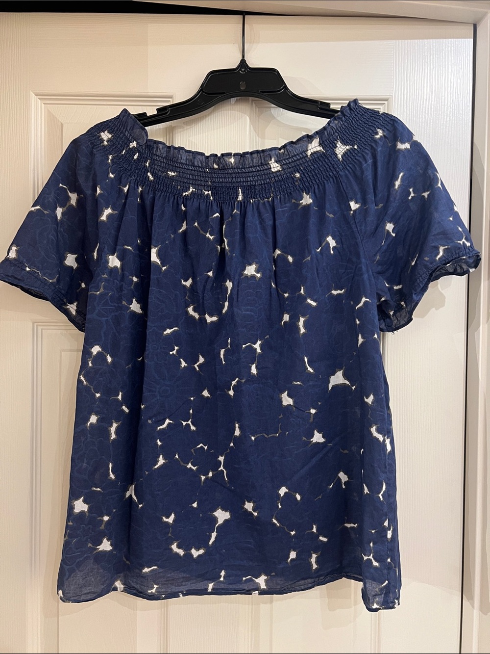 Mossimo Top - Picture 5 of 5